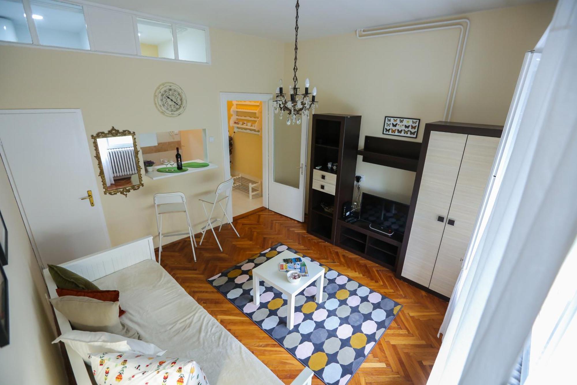 Studio Jasna Novi Sad Ngoại thất bức ảnh